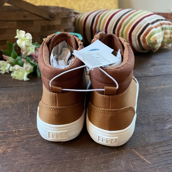 OLD NAVY Boys Nylon Hybrid Hiker Boot - Picture 5 of 6